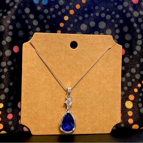 🆕Waterdrop Crystal Necklace!!!  Brand New!!! - Picture 3 of 7